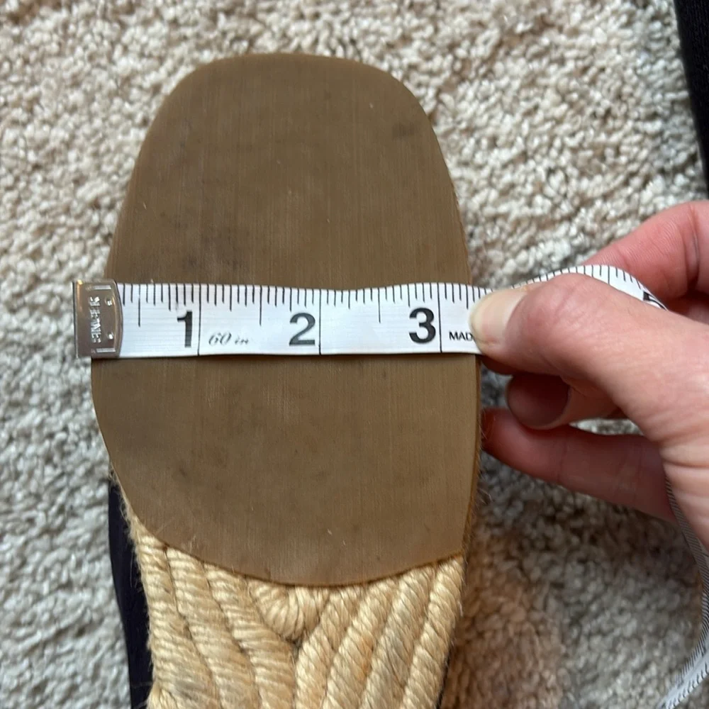 Authentic YSL - Picture 15 of 16